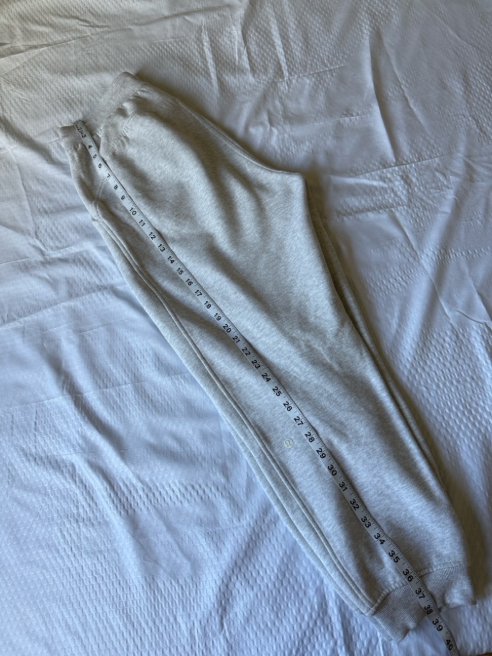 lululemon athletica Light Gray Women's Jogger Pants - Picture 12 of 12